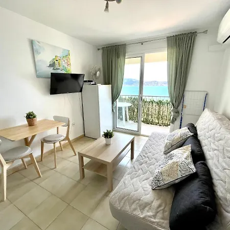 Karina 18j Appartement *